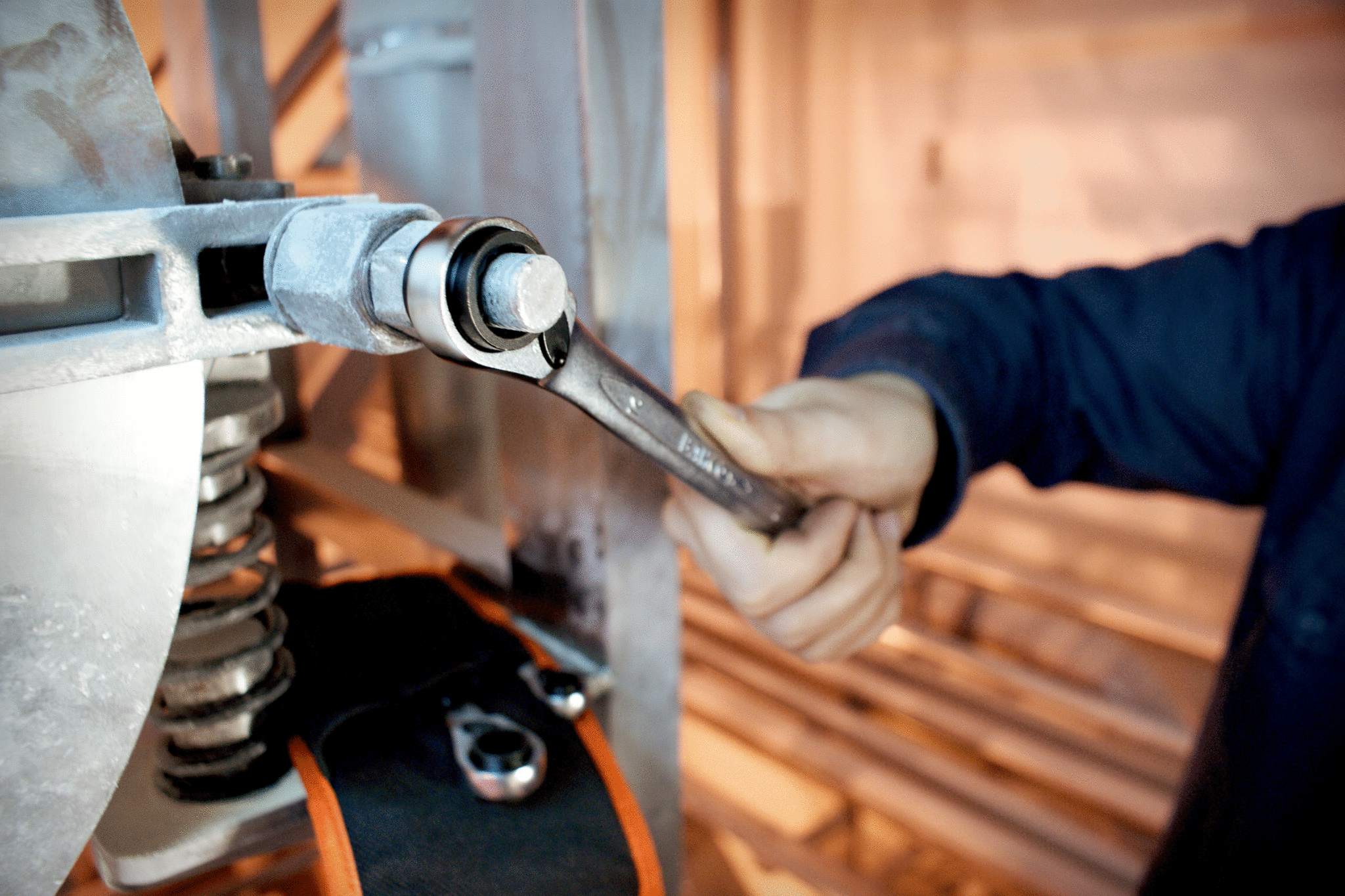 S4RM-3T_wrench_appl2.jpg S4RM-3T_wrench_appl2.jpg
