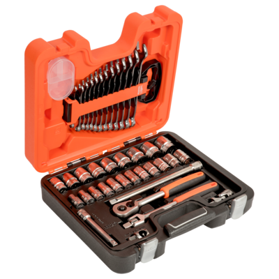 SOCKET SET 1/2 +SPANNERS